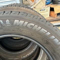 ☆ スタッドレスタイヤ　185/60R-14 ４本セット　☆の画像