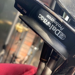 高級ゴルフクラブ一式とゴルフバッグセットの画像