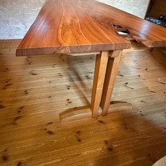 天然木 欅　一枚板ダイニングテーブルの画像
