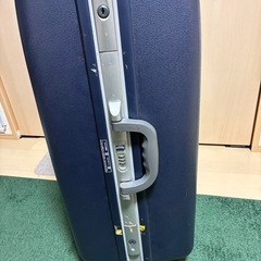AMERICAN TOURISTER スーツケース キャリーケース 鍵2本付きの画像