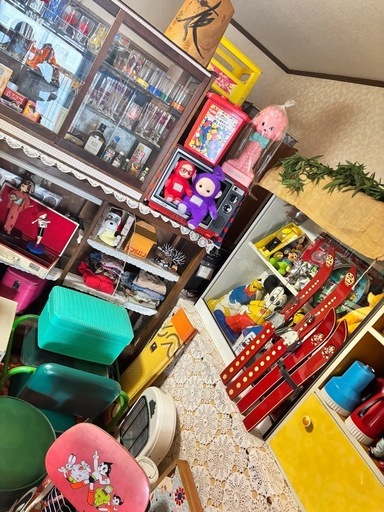 SALE　レトロ雑貨　レトロポップ　昭和レトロ　アンティーク　ヴィンテージ  アメリカン雑貨、古物等色々あります