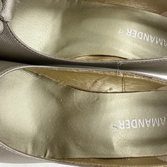 ウェッジソールパンプスの画像