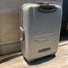 くまのプーさん🔴大型スーツケース75.50.25センチの画像