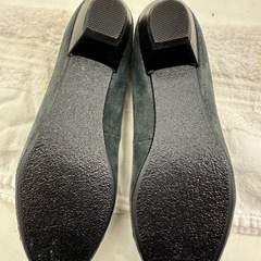 ローヒールパンプスの画像