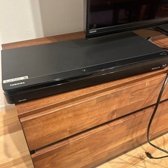 美品テレビ、レコーダー、テレビ台の画像