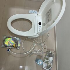 【新品未使用！開封のみ】MuMu 温水洗浄便座 シャワートイレ ステンレス製フィルター 泡モード べんざ 暖房便座 後付け 温水 洗浄便座 便座ヒーター (の画像