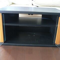 古いテレビ台　無料でさしあげます。の画像