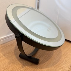 鏡　ライト付きの画像