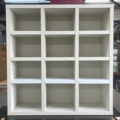 【リサイクルショップどりーむ天保山店】No.4107 本棚 白 ホワイト 12か所収納の画像