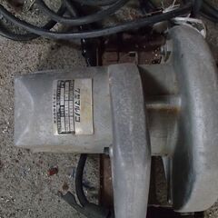 電動丸ノコの画像