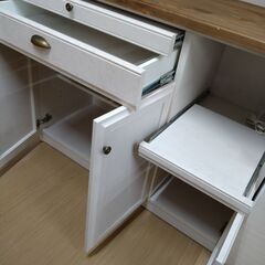 リユースのサカイ浦和店 【F189】大幅値下げしました！！★食器棚 ユーアイ K=105HOPの画像