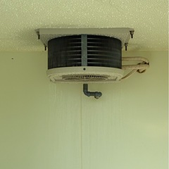 プレハブ冷蔵庫 2台の画像