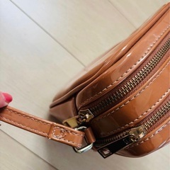 ミスティック　エナメル　バック　ショルダーの画像