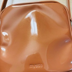 ミスティック　エナメル　バック　ショルダーの画像