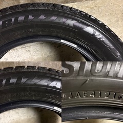 C-12 タイヤ 中古 BRIDGESTONE STUDLESS BLIZZAK VRX3 155/65R14の画像