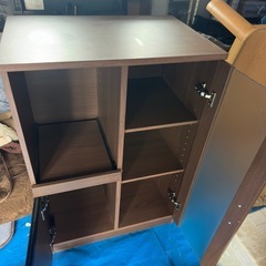 食器棚　配送可能の画像