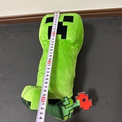 約30センチ　マイクラ　クリーパー　　ぬいぐるみ　ヌイグルミ　の画像