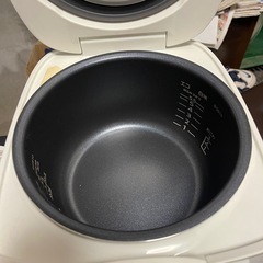 ほぼ未使用！　TIGER　5合炊き炊飯器　2018年製　JBH－G1　一か月保証付き　【リサイクルショップ道楽屋】の画像