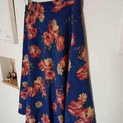 Rubyrivet  花柄フレアスカートの画像