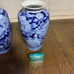花瓶対2個の画像