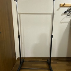 ハンガーラック（長いコートもかけられます。）の画像