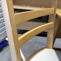 NITORI ニトリ 伸長式ダイニングテーブル3点セット 回転式椅子Used/美品の画像