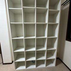 【10/31）IKEA本棚（白、高さ180cm）の画像