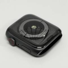 Apple Watch Series 4/GPS+セルラー/44mm/A2008/スペースグレー〈MTVV2J/A〉の画像