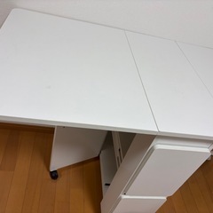 テーブルの画像