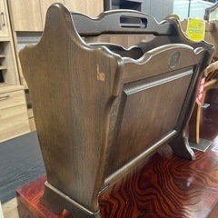 マガジンラック　カリモクの画像