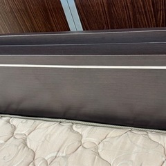 ✨ シーリー セミダブルベッドセット 🛏️ ポスチャーテックコイル ホテルコンフォートスタイル 🚚 配達可能  アメリカNo.1ブランド「Sealy（シーリー）」のマットレス。 ホテル仕様の快適な寝心地と、上品なダークブラウンのフレームが魅力です。の画像