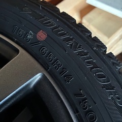 良品2024年製スタッドレスタイヤアルミ4本セット
　の画像