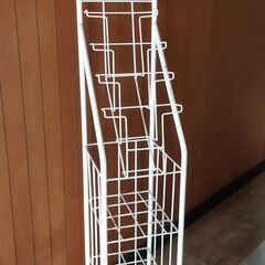 A4(上部４段・下段３段) フリーペーパーラック カタログスタンド 什器　※引き取り又は指定駅手渡しの画像