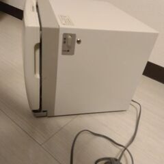 ホットキャビネット　タオルウォーマーの画像