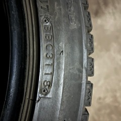 スタッドレスタイヤ 225/45R18 ブリジストン VRX2の画像