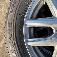スタッドレスタイヤ15インチ5穴PCD,114の画像