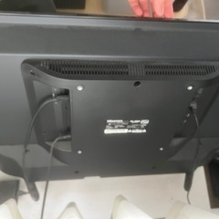 テレビ32型の画像