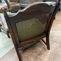 🪑オールドカリモク🪑karimoku🪑コロニアル🪑ラタンチェア🪑2605の画像