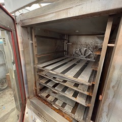 業務用コンベクションオーブン （VENÂNCIO）社製の業務用オーブン220V 11/5まで‼️
の画像