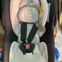 ※ ① チャイルドシート　Combi コンビ　CW-TSY グッドキャリーYW  ココベージュ　新生児～の画像