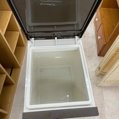 ◇ドリーム尼崎1号館◇【ジモティー割引対象商品】ゴミ箱の画像