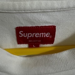 supreme small box logoの画像