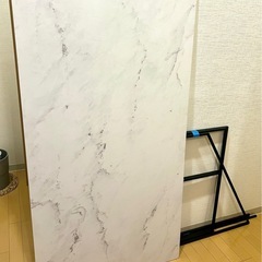 ロウヤ　lowya大理石調ダイニングテーブルの画像