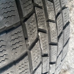グッドイヤー　スタッドレス　5穴100mm & 114mmの画像