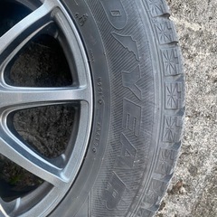 グッドイヤー　スタッドレス　5穴100mm & 114mmの画像