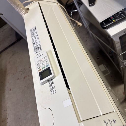 【現状渡し】Panasonic ルームエアコン　CS-22HFJ-W