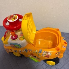 アンパンマン 車
の画像