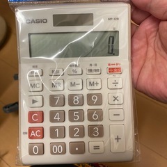 新品ベープ2個、スマホ防水ケース、CASIO電卓の画像