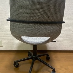 回転椅子の画像