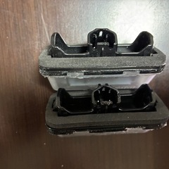 ジャンク品　ナンバーランプ　ナンバー灯　ライセンスランプ　50プリウス　アルファード　
ヴェルファイアなどの画像